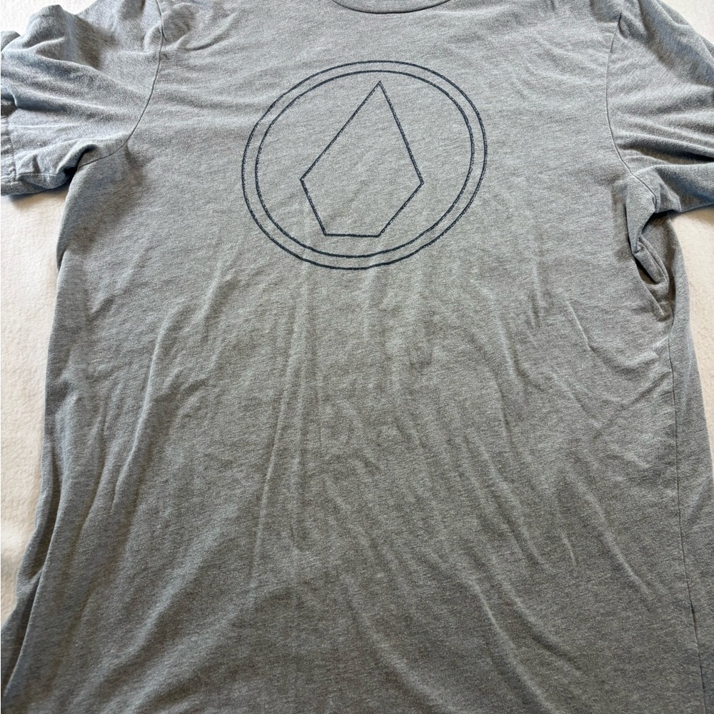 Volcom Gray Short Sleeve Tee with Geometric Design